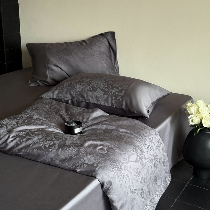 91家纺网 家纺一手货源 找家纺 鹿班家居 2025年夏季60S莱赛尔提花夏被系列-原野【标准会员-20元】 原野-深灰