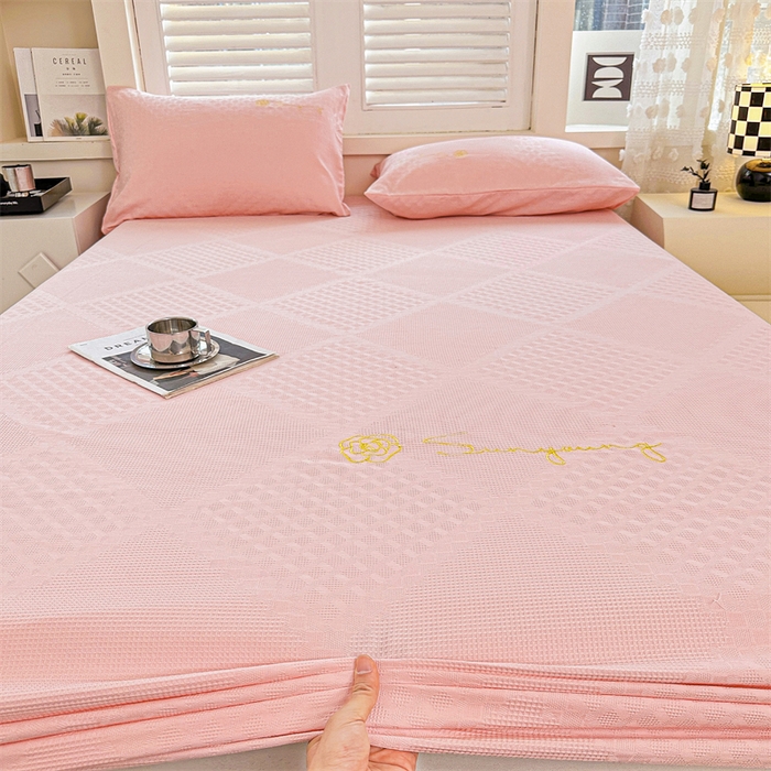 91家纺网 家纺一手货源 找家纺 曼町家居 2025新款全棉华夫格床笠 浅粉