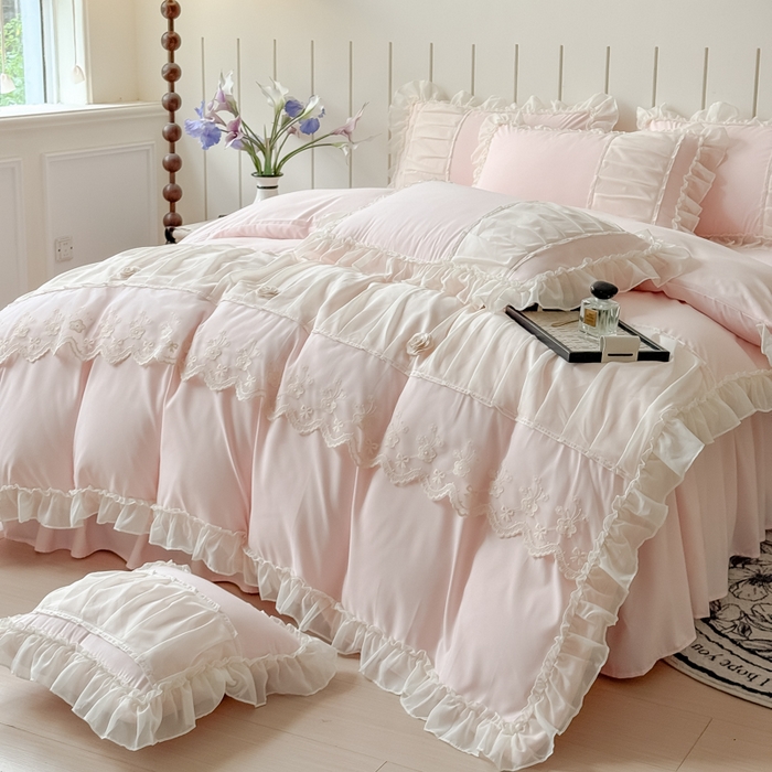 91家纺网 家纺一手货源 找家纺 狂想家 2025高定蕾丝糯小棉安妮系列四件套 蜜桃粉