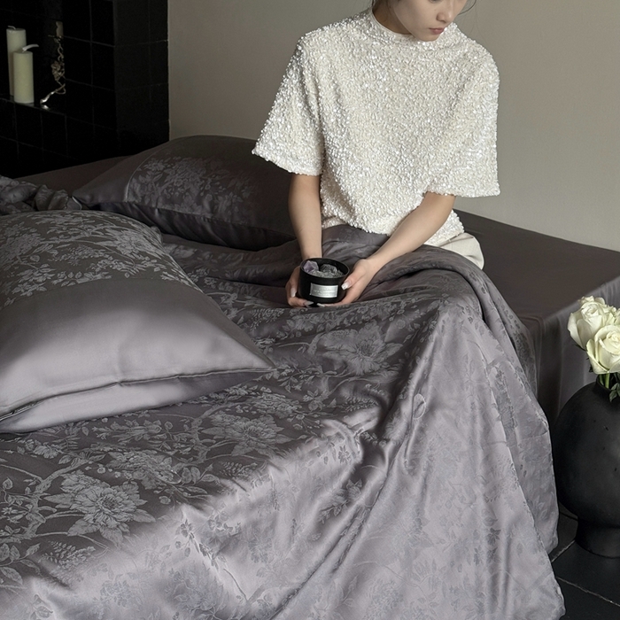 91家纺网 家纺一手货源 找家纺 鹿班家居 2025年夏季60S莱赛尔提花夏被系列-原野【标准会员-20元】 原野-深灰