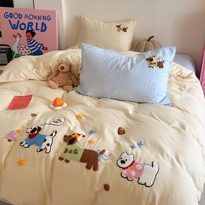 91家纺网 家纺一手货源 找家纺 TT.one 塔塔家居 2025新款全棉双层纱毛巾绣萌宠系列四件套 狗狗日记