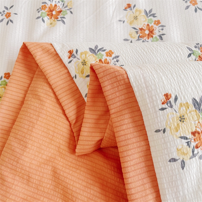 91家纺网 家纺一手货源 找家纺 南北家居 2025新款亲肤泡泡棉提花夏被 夕颜花簇