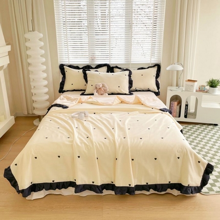 91家纺网 家纺一手货源 找家纺 绣女坊  2025新款水洗天丝夏被四件套 黄色爱心