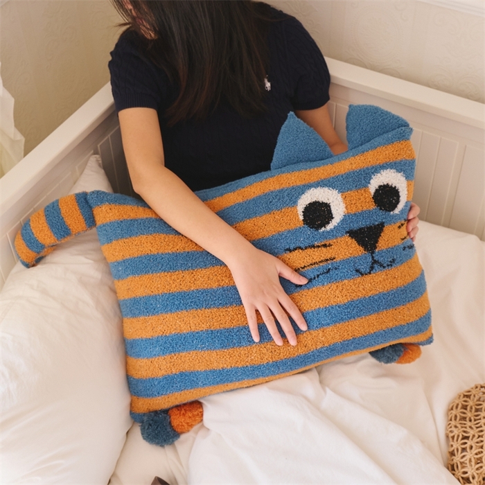 91家纺网 家纺一手货源 找家纺 （总）暖绵绵家纺 2025新款米伽抱枕（含芯）