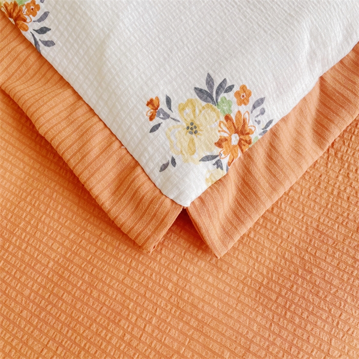 91家纺网 家纺一手货源 找家纺 南北家居 2025新款亲肤泡泡棉提花夏被 夕颜花簇