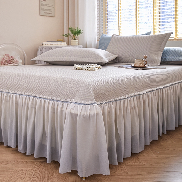 91家纺网 家纺一手货源 找家纺 桂雅居 2025春夏新款高分子凉席三件套床裙款 优雅灰