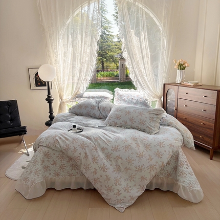 2025新款水洗棉夹棉床盖四件套韩版蕾丝花边小清新针织棉单被套小碎花皱皱棉直播爆款网红四季跑量款 栀子花开