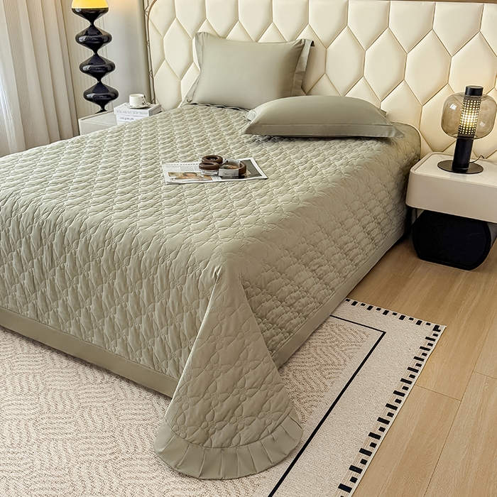 91家纺网 家纺一手货源 找家纺 好阁家纺 2025新款100支全棉蚕丝豆邦纤维床盖 绿墨