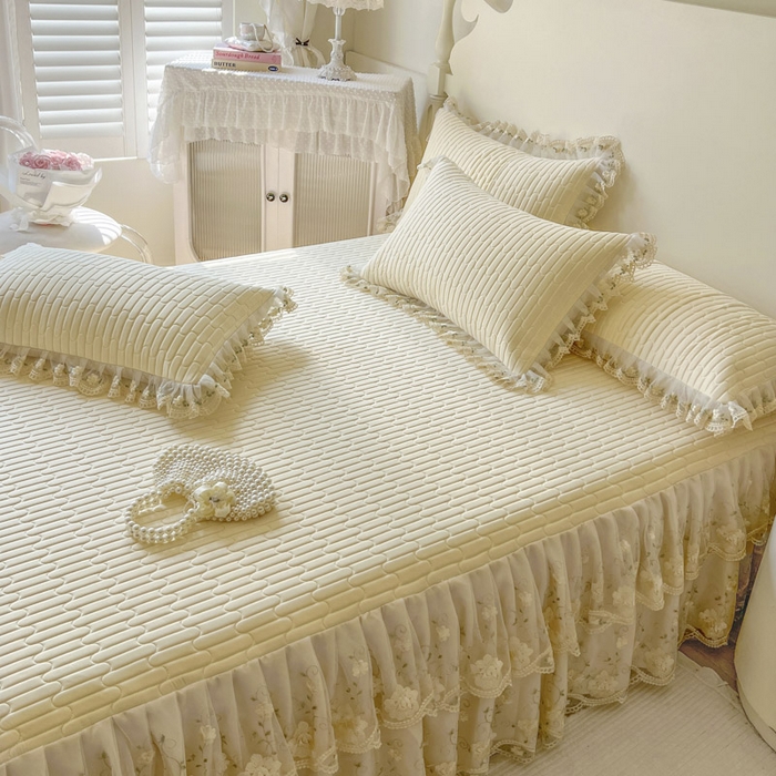 91家纺网 家纺一手货源 找家纺 恋尚 2025新款乳胶凉感床笠裙-甜朵【控价170起】 甜朵-奶黄