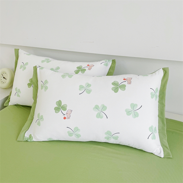 91家纺网 家纺一手货源 找家纺 南北家居 2025新款亲肤泡泡棉提花夏被 三叶草