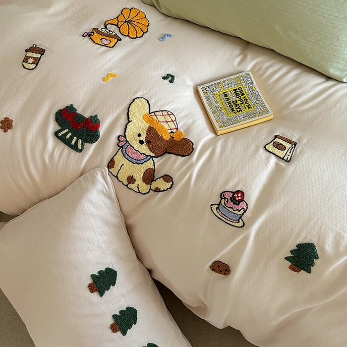 91家纺网 家纺一手货源 找家纺 TT.one 塔塔家居 2025新款全棉双层纱毛巾绣萌宠系列四件套 派对小狗