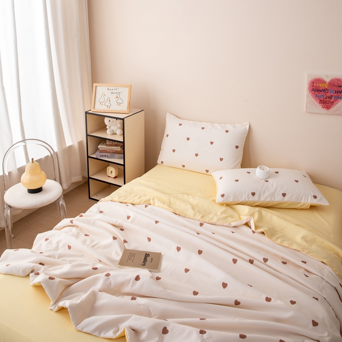 91家纺网 家纺一手货源 找家纺 南北家居 2025新款针织棉双层纱夏被四件套 钟意