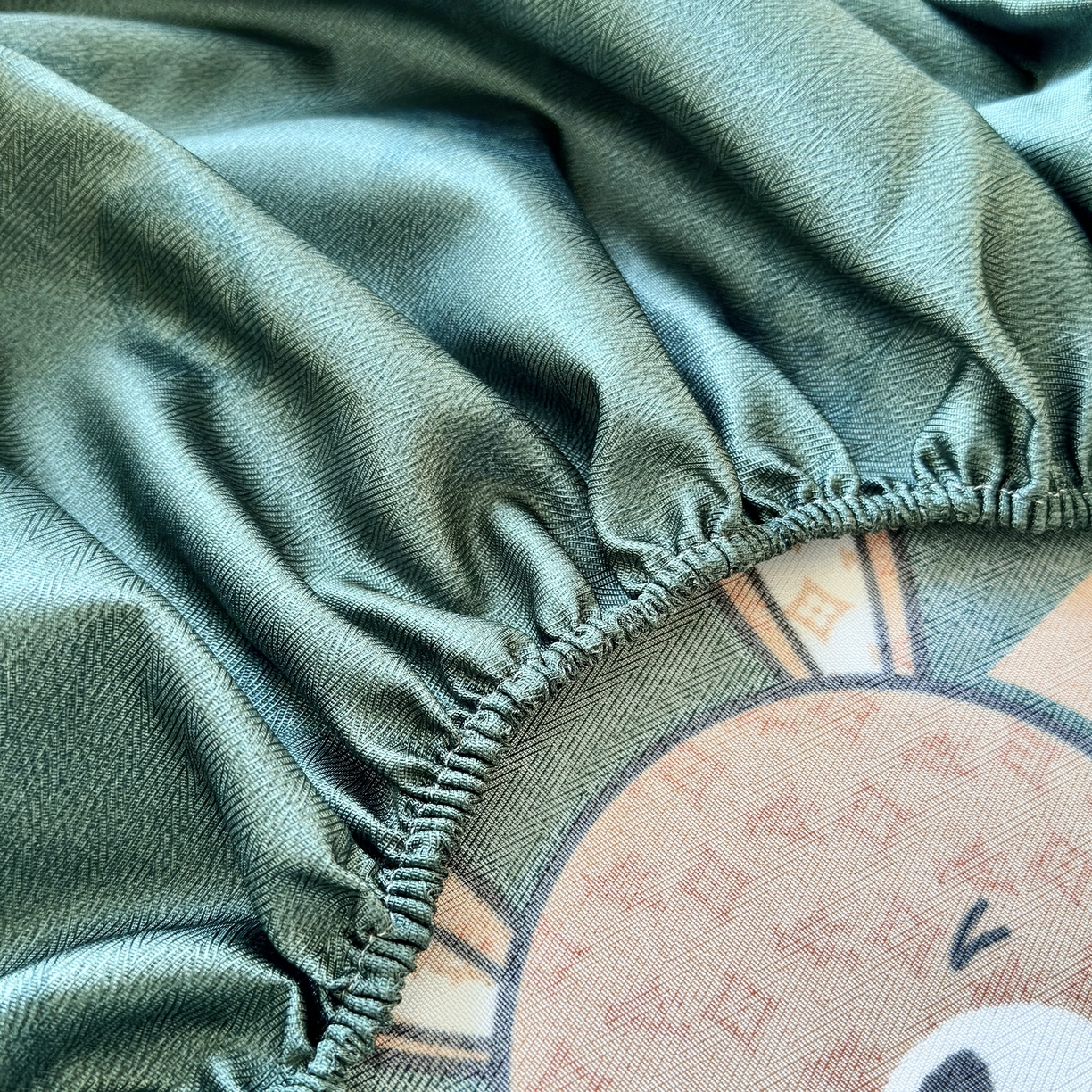 91家纺网 家纺一手货源 找家纺 乐居家纺 2025新款亲肤舒适活性印染水洗冰丝床笠 米妮兔-绿