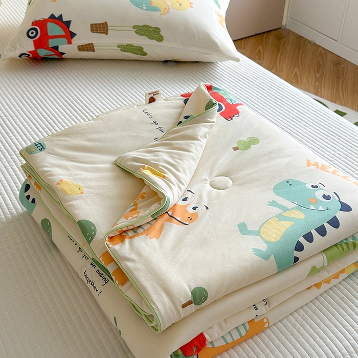 91家纺网 家纺一手货源 找家纺 麦伦家居 2025新款云柔针织棉大豆夏凉被 汽车恐龙