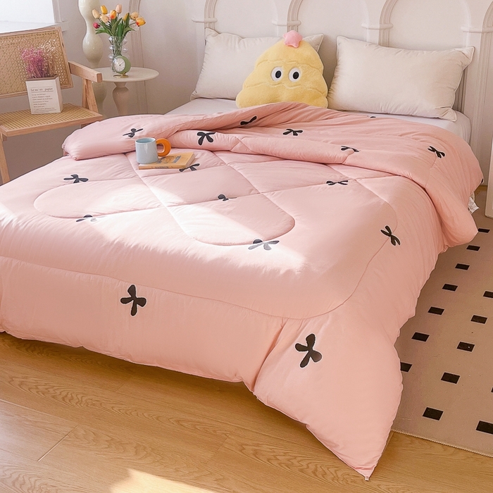 91家纺网 家纺一手货源 找家纺 百花王2025新款原棉大豆被被子被芯 蝴蝶结粉色