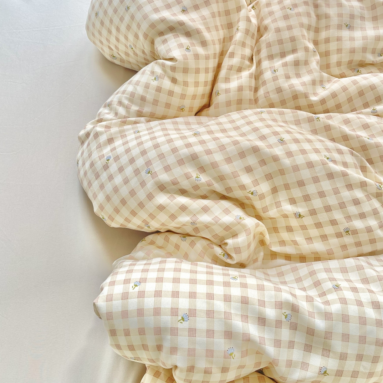 91家纺网 家纺一手货源 找家纺 南北家居 2025新款A类宝宝棉双层纱系列四件套-普通款 睡美人