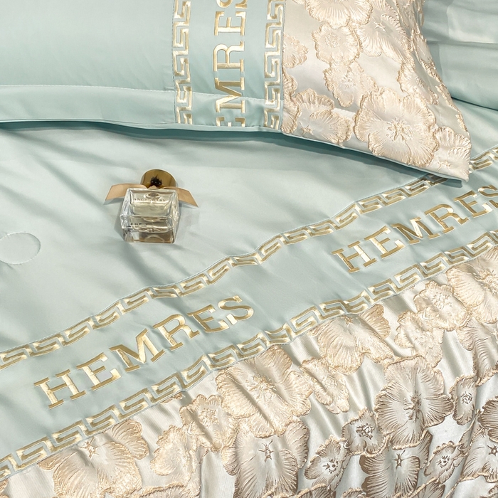 91家纺网 家纺一手货源 找家纺 子曰 2025新款金丝提花浮雕刺绣水洗真丝夏被四件套夏凉被空调被 花开朵朵-绿