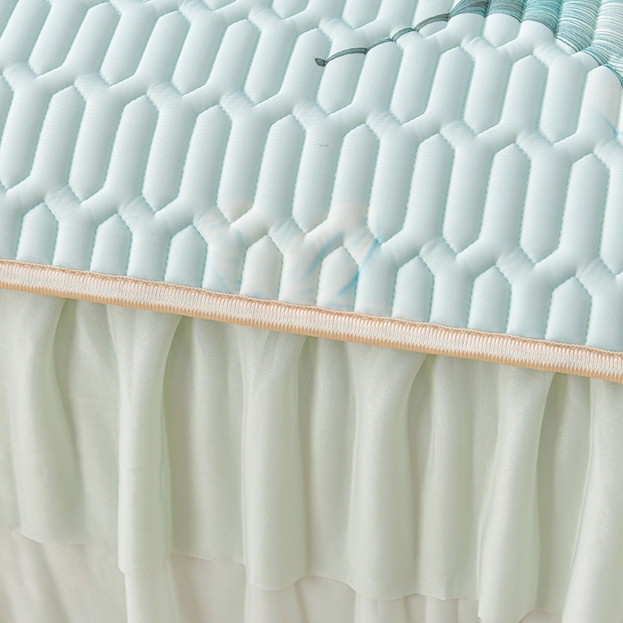 91家纺网 家纺一手货源 找家纺 畅畅家纺 2025新款夏季凉感丝印花足球花凉席夏被夏凉被空调被四件套 足球花-银杏叶