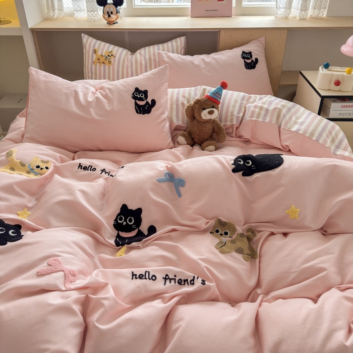 91家纺网 家纺一手货源 找家纺 如意朵2025新款全棉毛巾绣四件套 猫咪家族