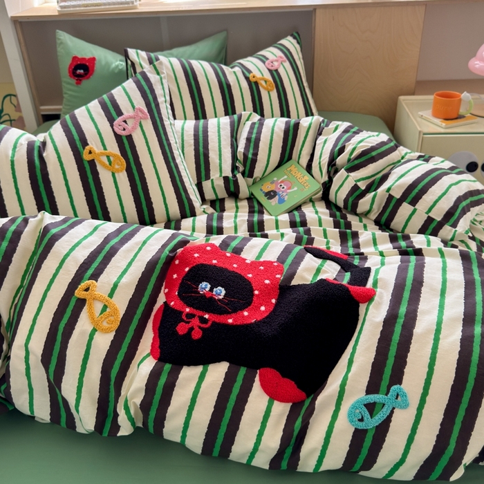 91家纺网 家纺一手货源 找家纺 如意朵2025新款全棉毛巾绣四件套 小红猫