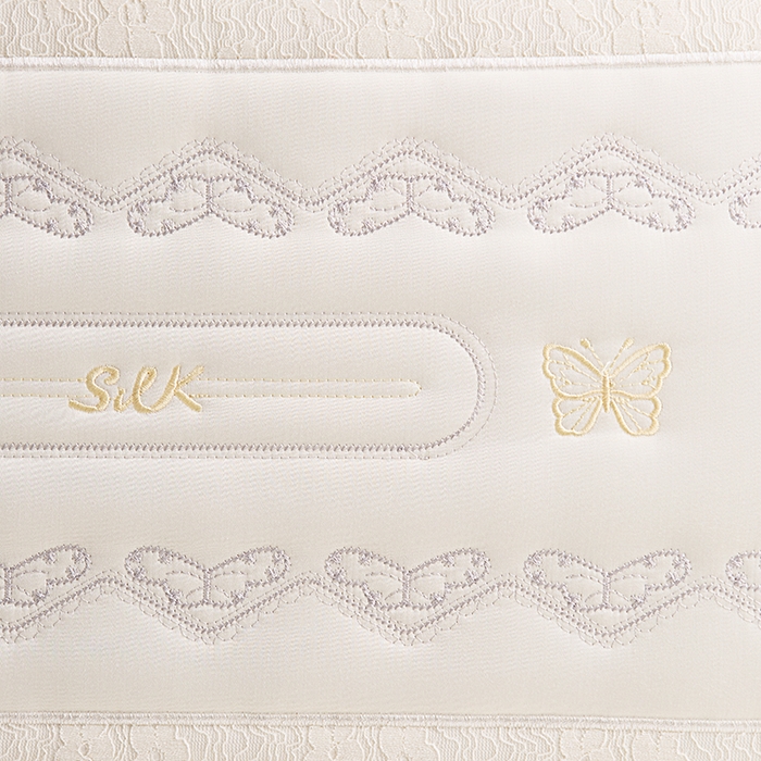 91家纺网 家纺一手货源 找家纺 （总）昕科 2025新款蕾丝复合蚕丝枕-蕾丝花边蚕丝枕芯蝴蝶绣花桑蚕丝枕头