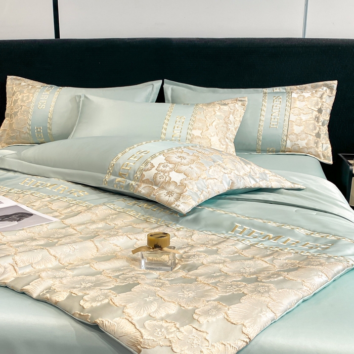 91家纺网 家纺一手货源 找家纺 子曰 2025新款金丝提花浮雕刺绣水洗真丝夏被四件套夏凉被空调被 花开朵朵-绿