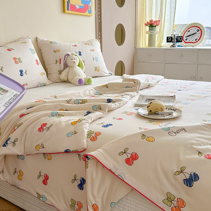 91家纺网 家纺一手货源 找家纺 麦伦家居 2025新款云柔针织棉大豆夏凉被 樱桃画