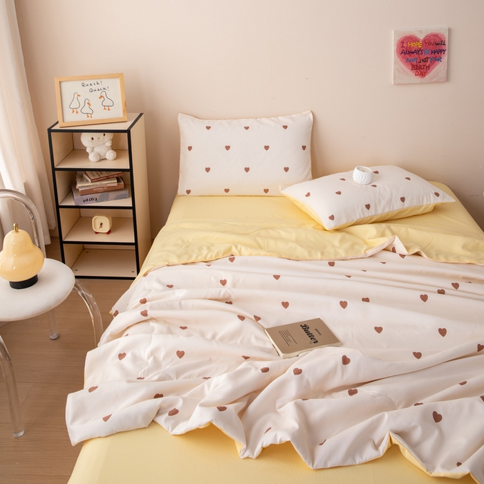 91家纺网 家纺一手货源 找家纺 南北家居 2025新款针织棉双层纱夏被四件套 钟意