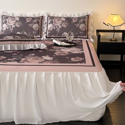 典曼家纺 2025春夏新款高精密800D数码印花冰丝雪纺床裙款凉席席子 阑夜