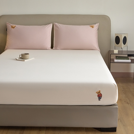 91家纺网 家纺一手货源 找家纺 （总）禾时 2025新款A类全棉卡通小熊刺绣床笠床套床罩床垫保护套