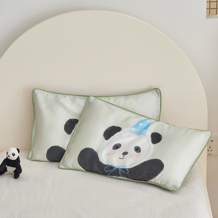 91家纺网 家纺一手货源 找家纺 荷马之梦  2025新款系列——A类60s原创手绘卡通儿童枕套 胖达