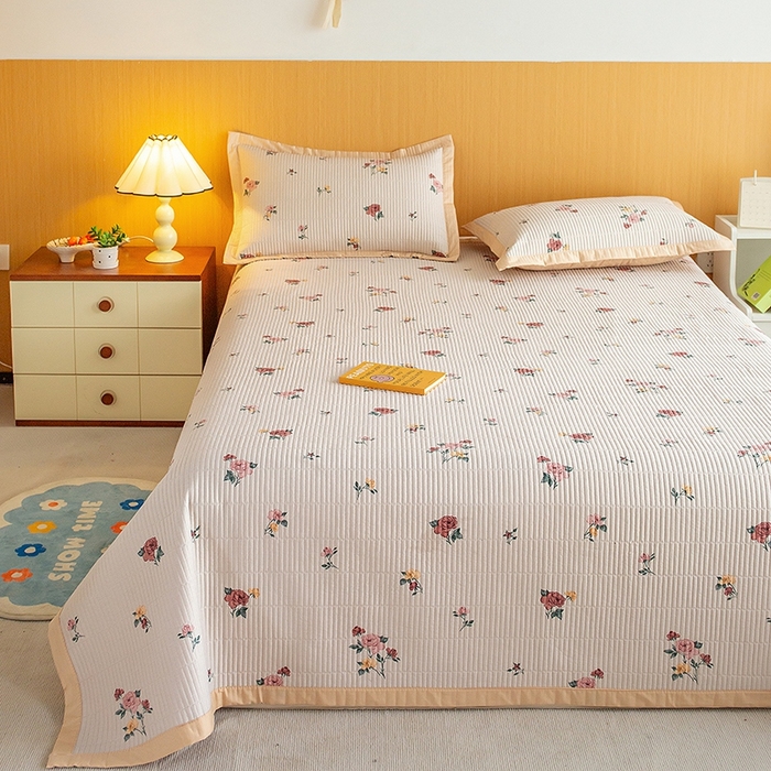 91家纺网 家纺一手货源 找家纺 晨晨家纺2025新款双面全棉床盖款三件套 蝶恋花