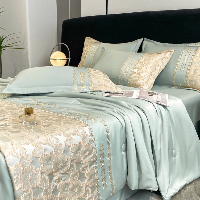 91家纺网 家纺一手货源 找家纺 子曰 2025新款金丝提花浮雕刺绣水洗真丝夏被四件套夏凉被空调被 花开朵朵-绿