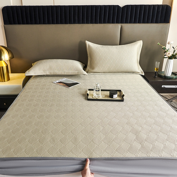 91家纺网 家纺一手货源 找家纺 桂雅居 2025新款高科技冷凝高分子超速凉感软席三件套 香槟金