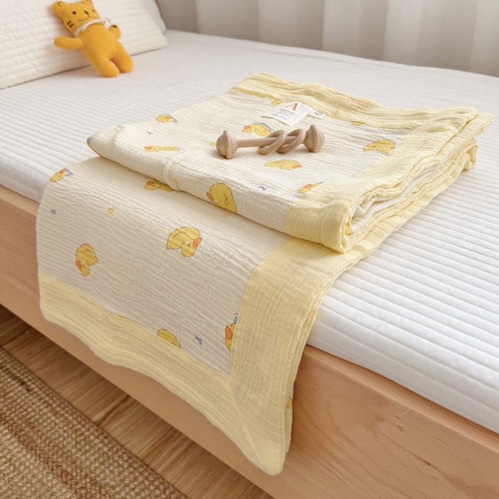 91家纺网 家纺一手货源 找家纺 BOSS 2025新款全棉纯棉皱皱纱儿童盖毯夏被  幼儿园夏被夏凉被空调被 柠檬鸭