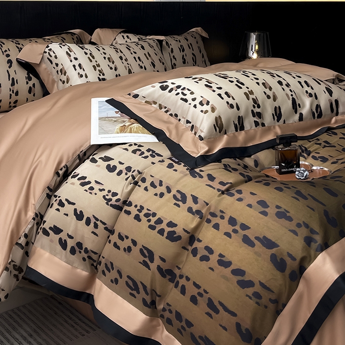 91家纺网 家纺一手货源 找家纺 爱妮菲2025新款高端轻奢新品A类100支天丝棉夹棉床盖床笠四件套全棉纯棉床单加厚高端数码印花长绒棉床上用品 伊素