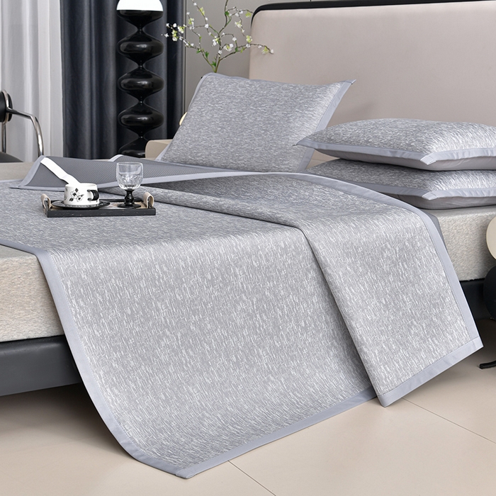 91家纺网 家纺一手货源 找家纺 慕婷家纺 2025新款凉感丝提花冰丝席 素雅灰