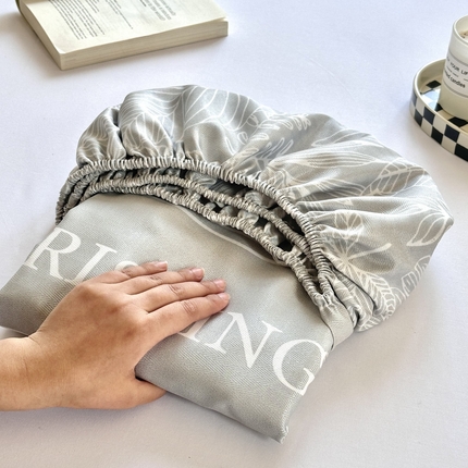 91家纺网 家纺一手货源 找家纺 乐居家纺 2025新款亲肤舒适活性印染水洗冰丝床笠 芳菲-灰