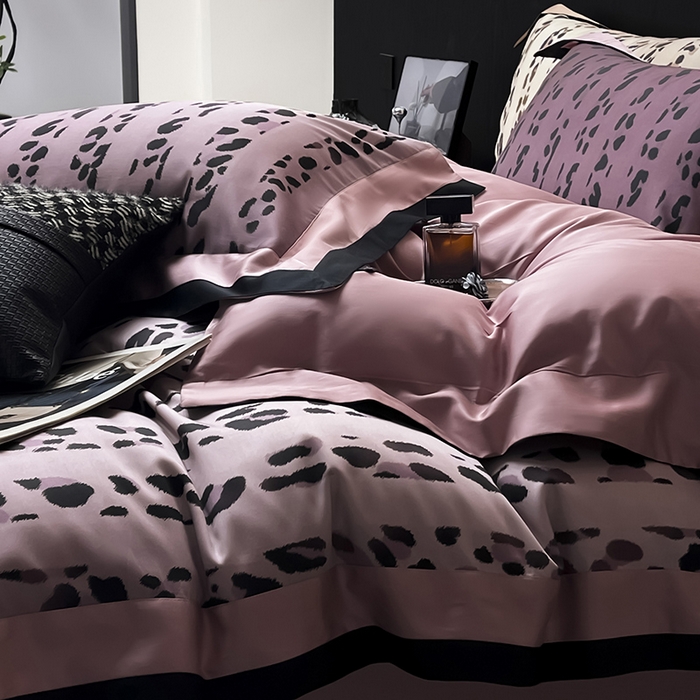 91家纺网 家纺一手货源 找家纺 爱妮菲2025夏季A类天丝棉夹棉床盖床笠四件套全棉纯棉纯色长绒棉真丝保护罩高级感全工艺床上用品 雨棠