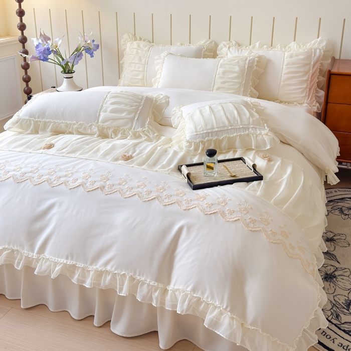 91家纺网 家纺一手货源 找家纺 狂想家 2025高定蕾丝糯小棉安妮系列四件套 奶昔白