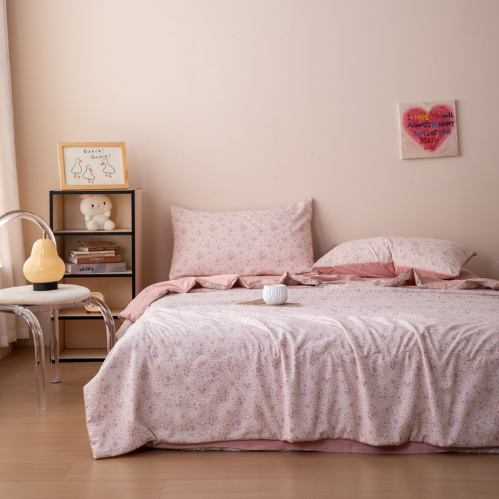 91家纺网 家纺一手货源 找家纺 南北家居 2025新款针织棉双层纱夏被四件套 樱落