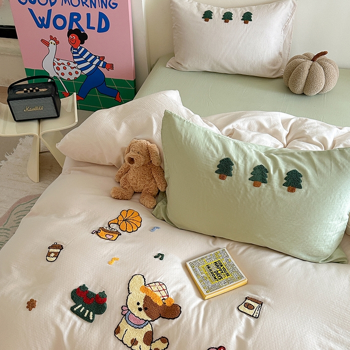 91家纺网 家纺一手货源 找家纺 TT.one 塔塔家居 2025新款全棉双层纱毛巾绣萌宠系列四件套 派对小狗