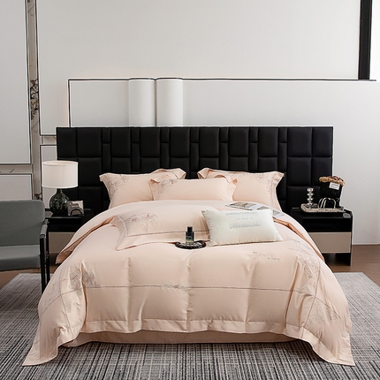 91家纺网 家纺一手货源 找家纺 张公子婚庆馆 2025新款120支新疆长绒棉居家绣花工艺系列四件套—花雾 淡雅玉