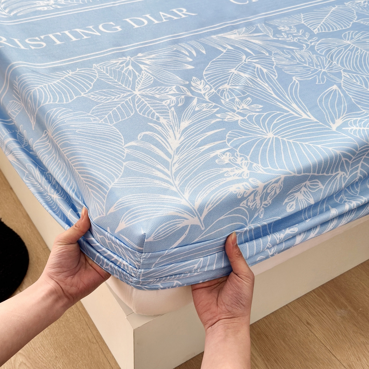 91家纺网 家纺一手货源 找家纺 乐居家纺 2025新款亲肤舒适活性印染水洗冰丝床笠 芳菲-蓝