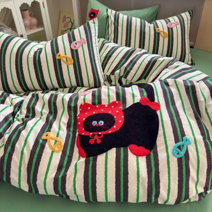 91家纺网 家纺一手货源 找家纺 如意朵2025新款全棉毛巾绣四件套 小红猫