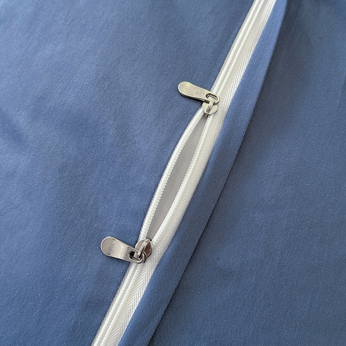 91家纺网 家纺一手货源 找家纺 宇彬家纺 2025直播新款13374全棉纯棉母婴级压线一字绣纯色刺绣四件套全棉纯棉贡缎新疆长绒字母款铂金系列 铂金 宾利蓝