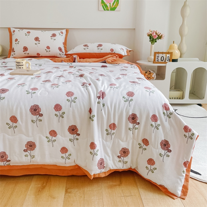 91家纺网 家纺一手货源 找家纺 南北家居 2025新款亲肤泡泡棉提花夏被 俏佳人