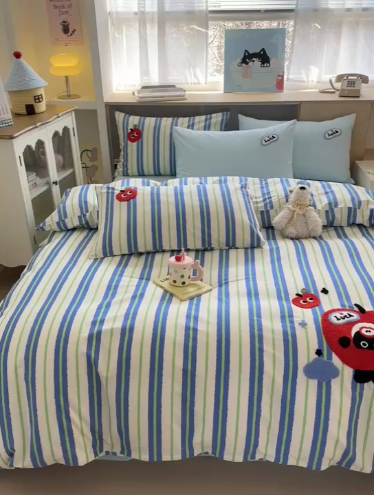 91家纺网 家纺一手货源 找家纺 如意朵2025新款全棉毛巾绣四件套 躲猫猫