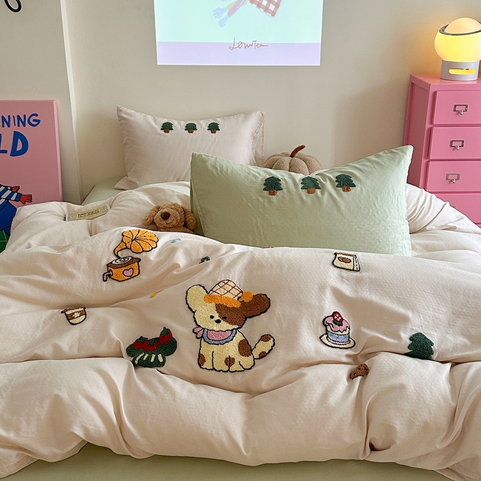 91家纺网 家纺一手货源 找家纺 TT.one 塔塔家居 2025新款全棉双层纱毛巾绣萌宠系列四件套 派对小狗