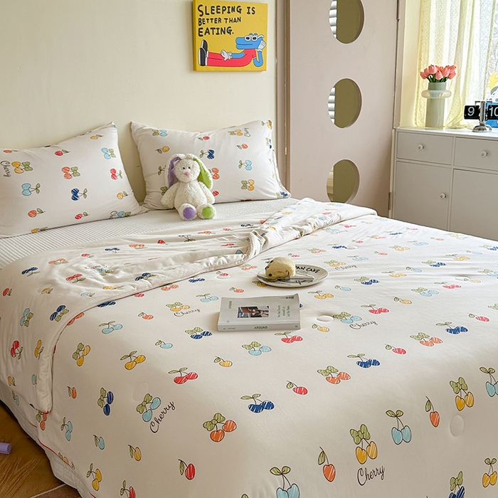 91家纺网 家纺一手货源 找家纺 麦伦家居 2025新款云柔针织棉大豆夏凉被 樱桃画